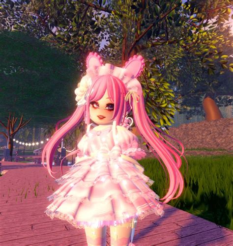 My Melody Outfit Photoshoot In Royale High