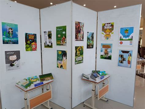 Pameran Karya Mahasiswa Desain Grafis Keos Fakultas Vokasi