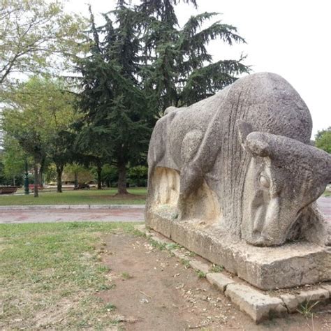 Parque Manuel Barqu N Calle De Jos Lucio Mediavilla