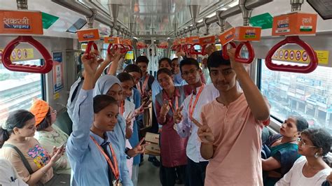 Medhavi Samman Samaroh Students Travel In Lucknow Metro Amar Ujala