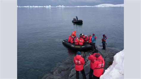 Poseidon Expeditions Announces Arctic And Antarctic Seasons