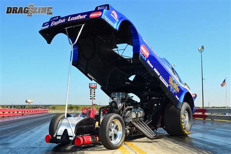 Feature The Blue Max Ford EXP Tribute Nitro Funny Car Dragzine 02