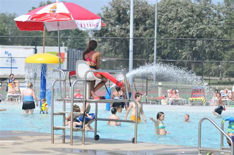 Riverside Pool And City Splash Pads Open Saturday Kscj 1360