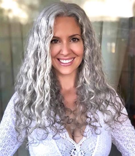 Sara Sophia Eisenman Healing Hair Beauty Gray Hair Highlights