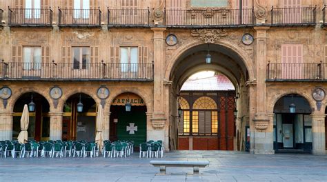 Plaza Mayor in Salamanca Centro - Tours and Activities | Expedia.ca