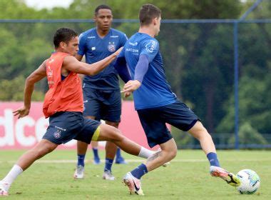 treino físico e técnico elenco do Bahia trabalha de olho no São