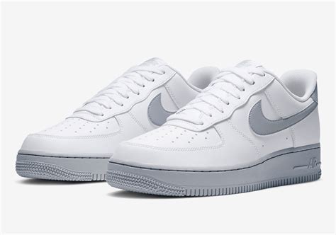 Nikes Solid Colored Sole Series Continues With This Air Force 1 Low