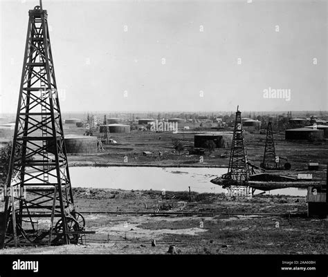 Oil Fields Oklahoma Hi Res Stock Photography And Images Alamy