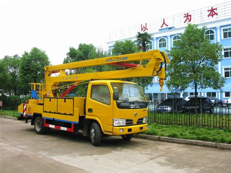 China Dongfeng M M M M M Hydraulic Aerial Manlift High