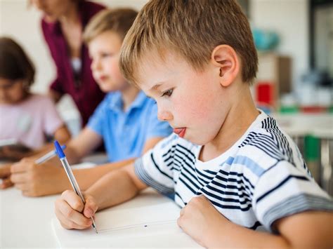 Escribir A Mano Una Actividad Para Tener Un Cerebro M S Sano Somos