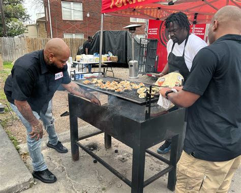 Turkey Leg Huts Lynn Price Announces Oyster Hut Opening