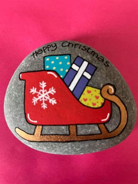 Pin By Sherry Louden On Painting Rocks Christmas Pebble Art Diy Rock