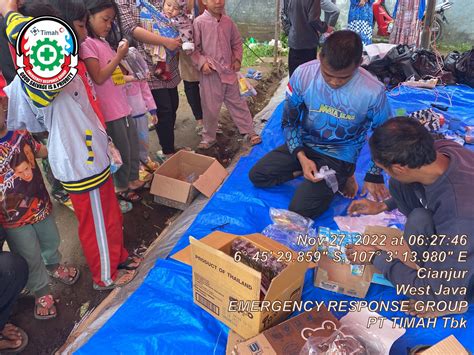 ERG PT Timah Tbk Berjibaku Bantu Korban Gempa Cianjur Berikan