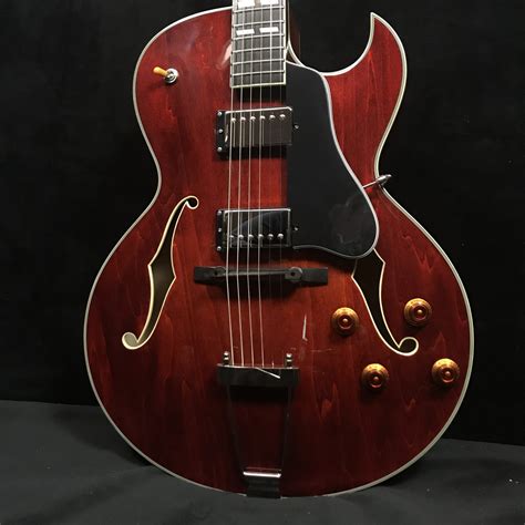 Eastman Ar Ce Archtop Electric Pickup Jazz Guitar W Case