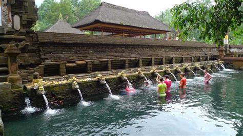 Tampak Siring Bali Mongotrip