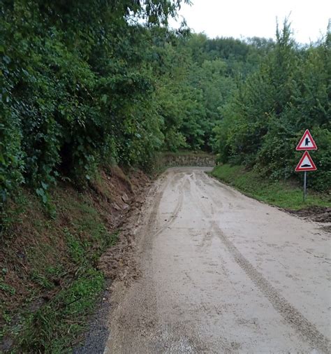 Firenzuola Chiusa Per Frana Strada Provinciale Ripristinata