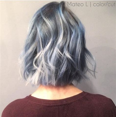 Denim hair nowy trend w koloryzacji włosów ELLE pl