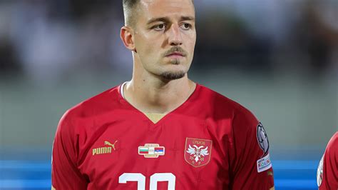 Milinkovic-Savic 'begs' for Al-Hilal move, says Lazio owner