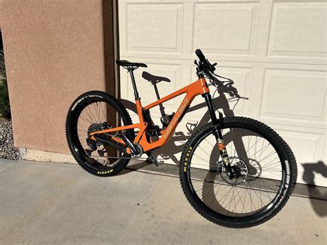 2022 Santa Cruz Hightower Carbon S Medium Frame For Sale