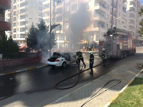 Batman da Seyir Halindeki Araç Alev Aldı Haberler