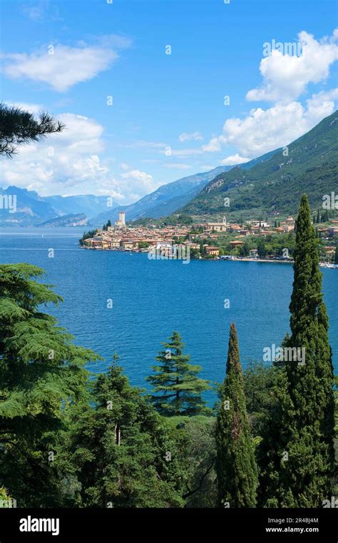 Malcesine Lago Di Lake Garda Veneto Italy Stock Photo Alamy