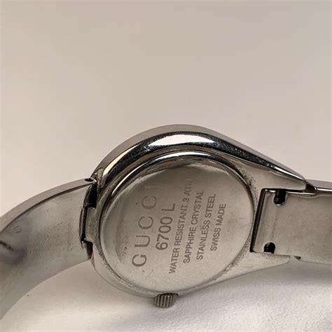 Gucci Stainless Steel 6700l Ladies Wrist Watch Bracelet Black Dial At 1stdibs Gucci 6700l