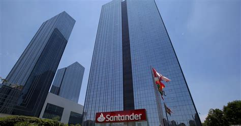 Santander Brasil beats net profit forecasts but raises loan-loss ...