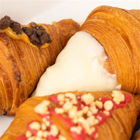 Pack Croissants Farcits Pastisseria Canal Mestre Pastisser Barcelona