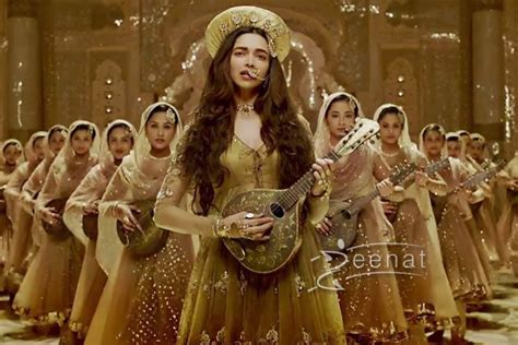 Deepika Padukone Look In Bajirao Mastani – Zeenat Style