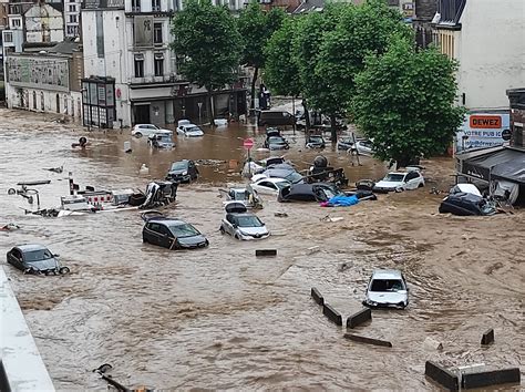 Les Inondations En Photos Et En Vidéos