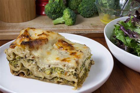 Broccoli and Blue Cheese Lasagna - Sugar & Splice