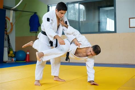 Olahraga Judo Sejarah Pengertian Peraturan Dan Teknik Dasar