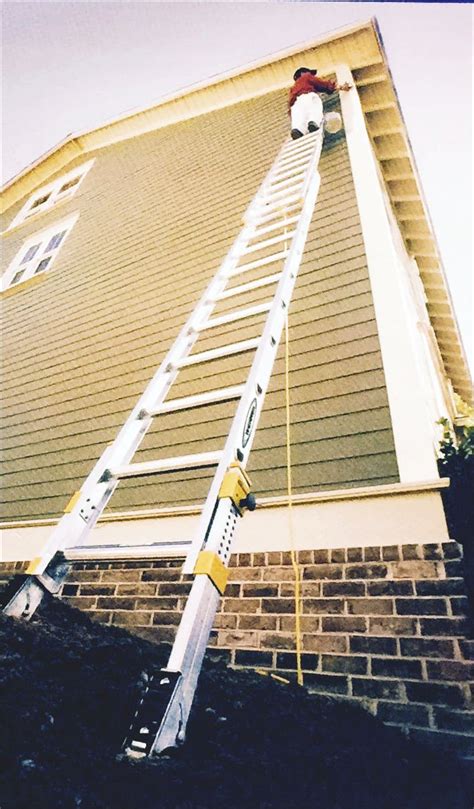 Werner Ladder Leveler Try-Me Redux – Fixtures Close Up