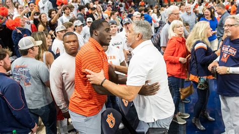 What Bruce Pearl Said About New Auburn Football Coach Hugh Freeze