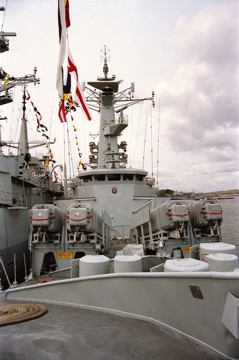 F40 Hms Sirius Taken On An Unremembered Date In August 199 Flickr