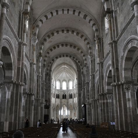 La nef de la Basilique de Vézelay Bourgogne Alain PONCET Flickr