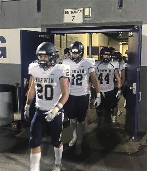 Baldwin Football Team Ignites In 2nd Half Defeats Norwin Trib Hssn