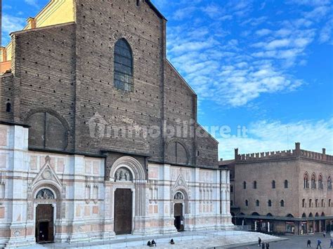 Vendita Appartamento In Via Pescherie Vecchie Bologna Ottimo Stato