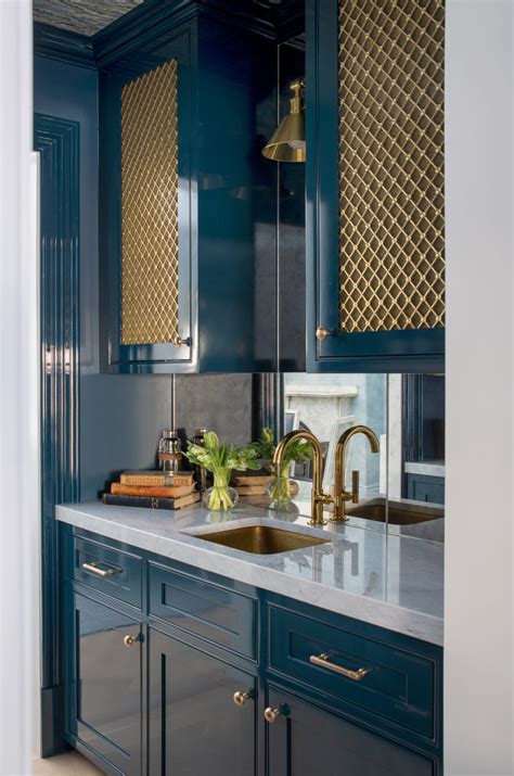 Classic Brownstone — Erin Gates Design