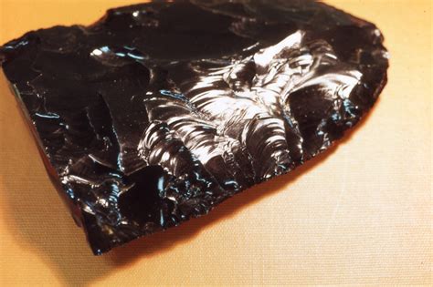 5 Varieties of Obsidian and Their Healing Properties - RemedyGrove