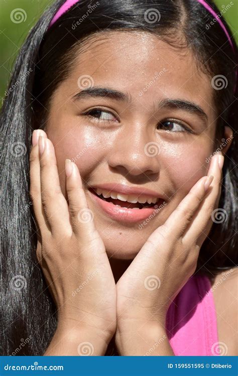 Une Adolescente Philippine Surprise Image Stock Image Du Adorable