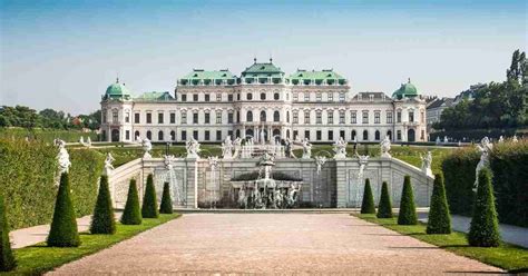 10 Most Beautiful Palaces and Castles in Vienna [+ Tickets]