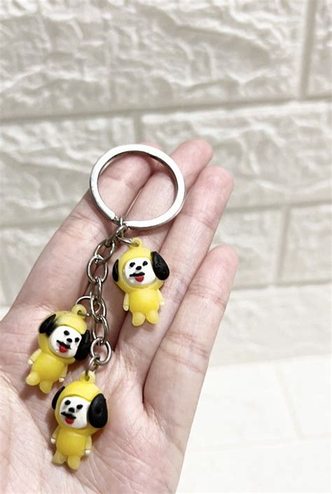 Gantungan Kunci Karakter BTS BT21 Yellow Desain Kerajinan Tangan