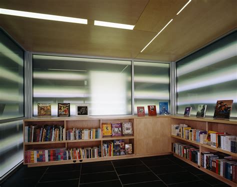 Langston Hughes Library | L'Observatoire International