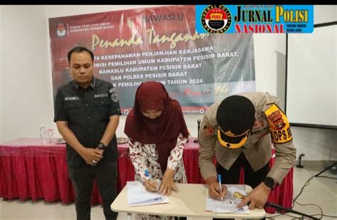 Penandatanganan Nota Kesepahaman Kerjasama Antara Polres Pesisir Barat