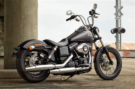 Harley Dyna Street Bob