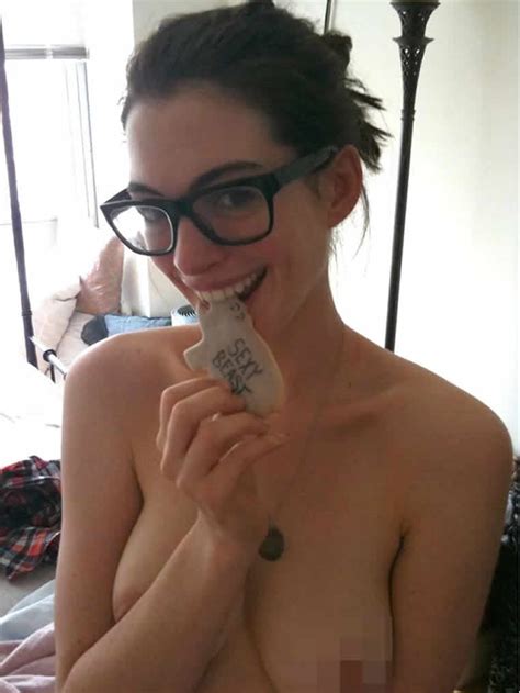 Filtran fotos íntimas de la actriz Anne Hathaway TSMNoticias