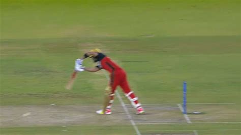 IPL 2021 RCB vs DC: Virat Kohli extraordinary Flick Shot, Ball goes for ...