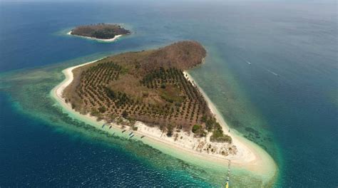 Gili Tangkong Salah Satu Pulau Di Lombok Wuki Travel