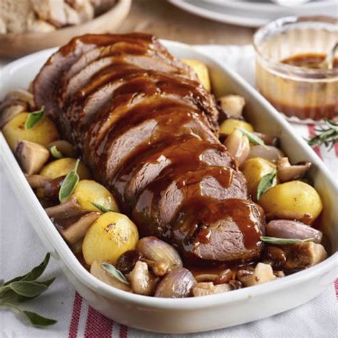 Redondo De Ternera Con Patatas Y Setas